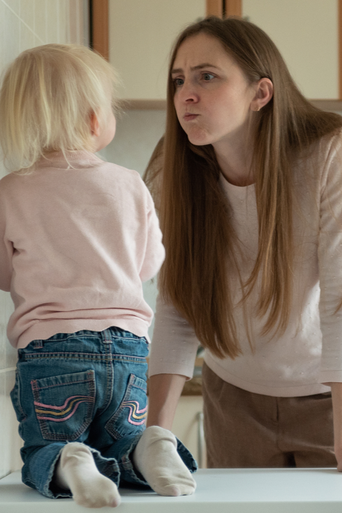 mon enfant de 3 ans dit des gros mots que faire